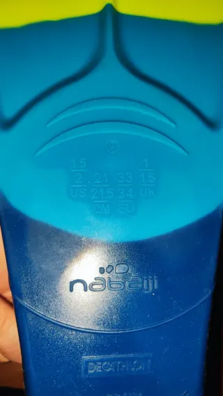 Aletas y chanclas natación azules