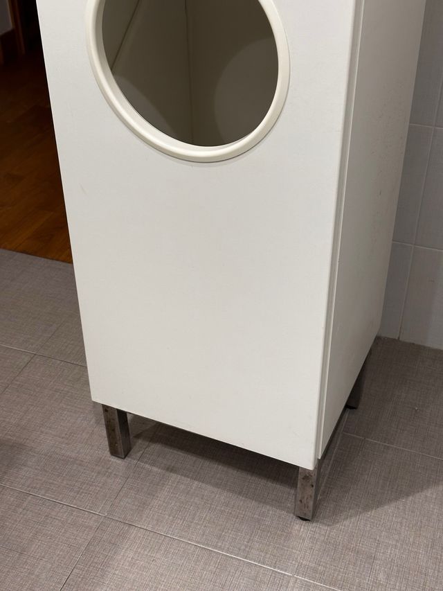 Armario para ropa sucia