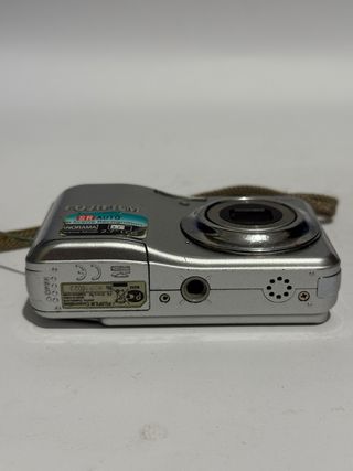 Lotto 2 Fotocamere Digitali Fujifilm Sony