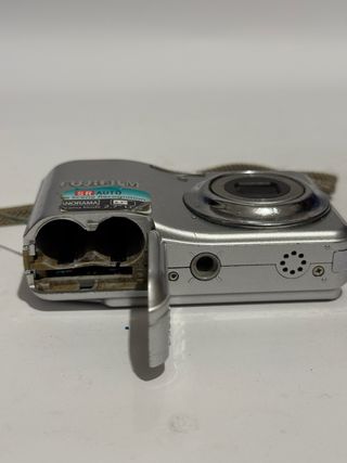 Lotto 2 Fotocamere Digitali Fujifilm Sony