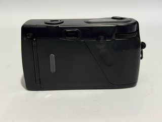 Lotto 2 Fotocamere Compatte Canon Fuji Nere