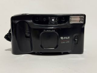 Lotto 2 Fotocamere Compatte Canon Fuji Nere