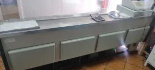 Nevera expositora refrigerada