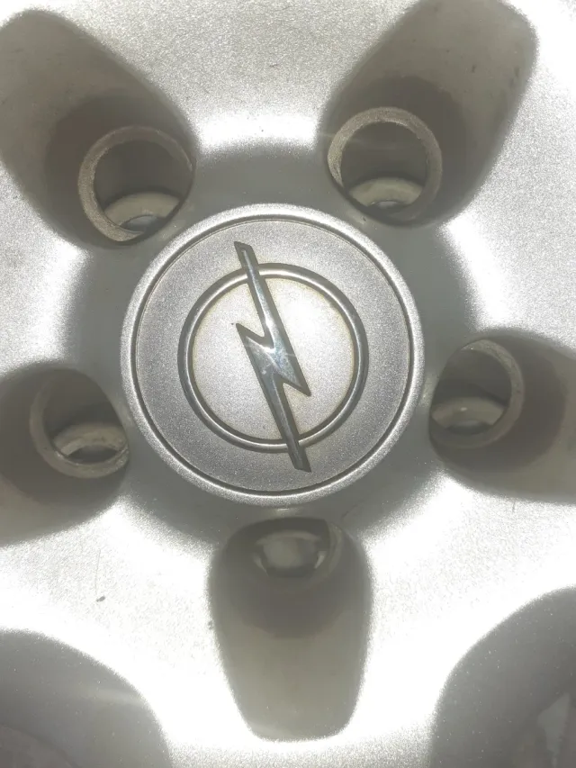 Tapacubos 16 pulgadas Opel