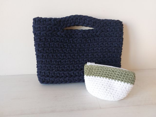 Bolso clucth nuevo crochet azul marino
