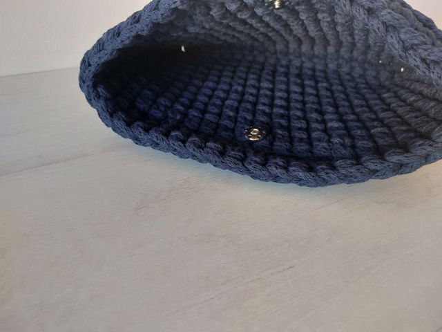 Bolso clucth nuevo crochet azul marino
