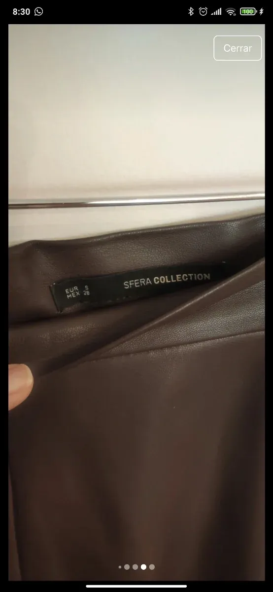 Falda polipiel marrón midi