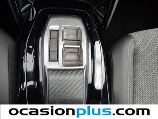 Peugeot 2008 Allure Hybrid eDCS6 100 kW (136 CV)