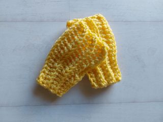 Mitones de crochet amarillos nuevos
