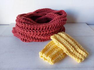 Mitones de crochet amarillos nuevos