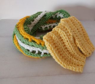 Mitones de crochet amarillos nuevos