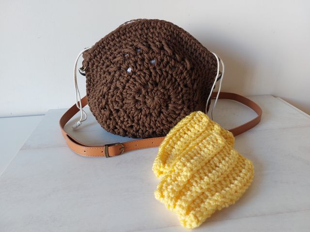 Mitones de crochet amarillos nuevos