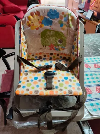 Sillita adaptable para bebés con estampado