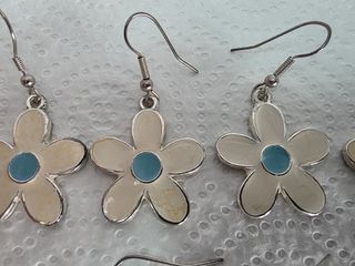 LOTE PENDIENTES - FLORES - MARGARITAS