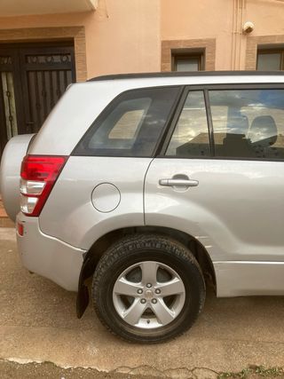 Suzuki Grand Vitara 2006, vendo o cambio por furgo