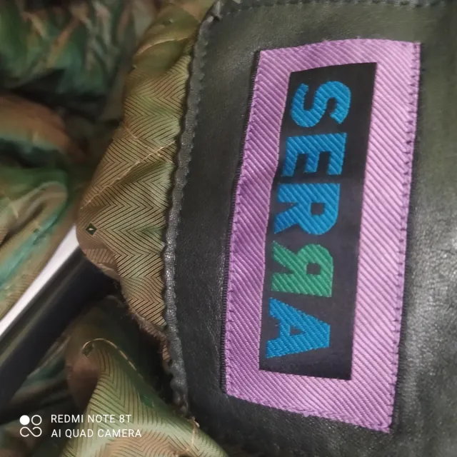 Chaquetón de piel SERRA verde oliva