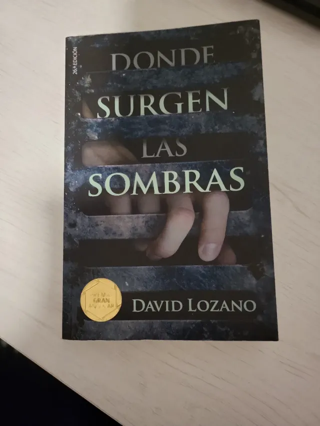 Donde surgen las sombras (Spanish Edition)