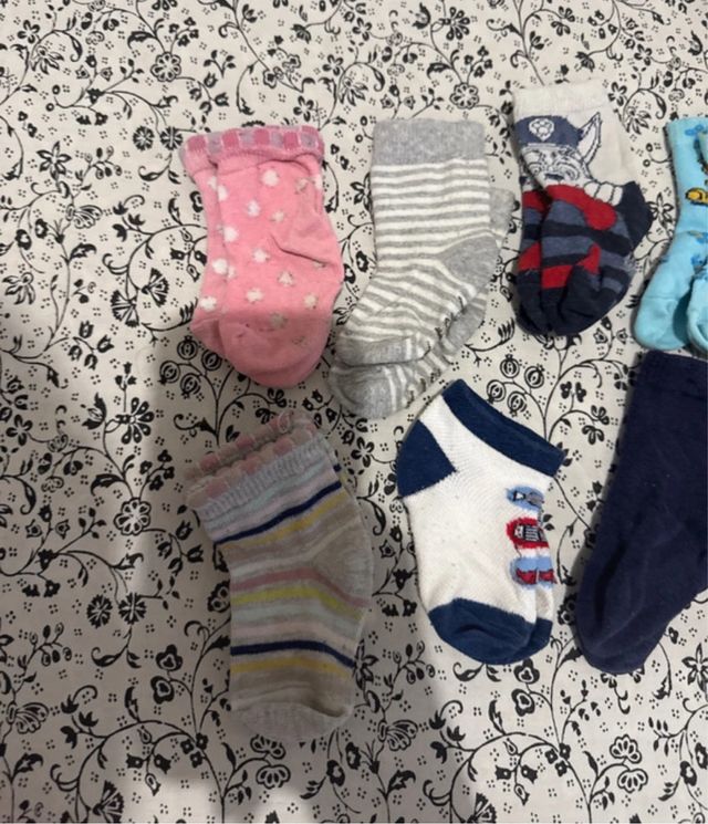 10 calzini misti 6/9 mesi
