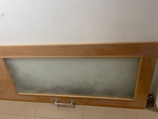 Puerta corredera con cristal