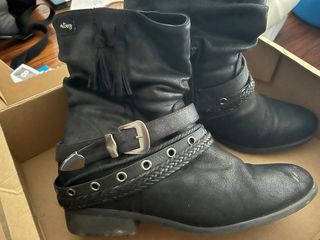Botas Mustang Piel Negras Talla 40