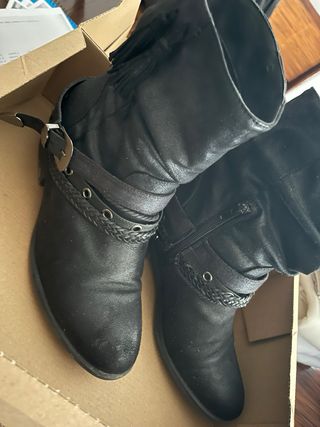 Botas Mustang Piel Negras Talla 40