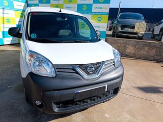 Nissan NV250 2021