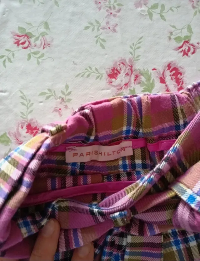 Gonna a quadri rosa con fiocco