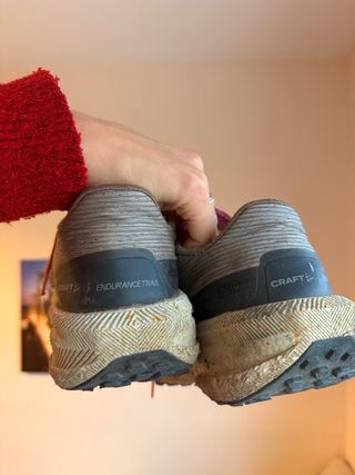 Zapatilla Trail Craft Gris Naranja