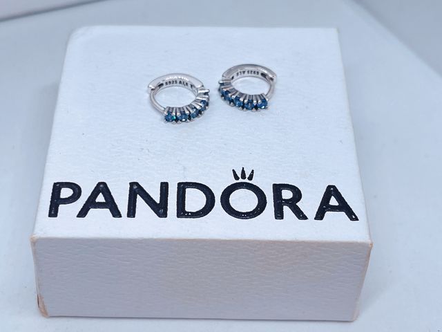 Pendientes Aro Abrazo Azul Pandora Plata