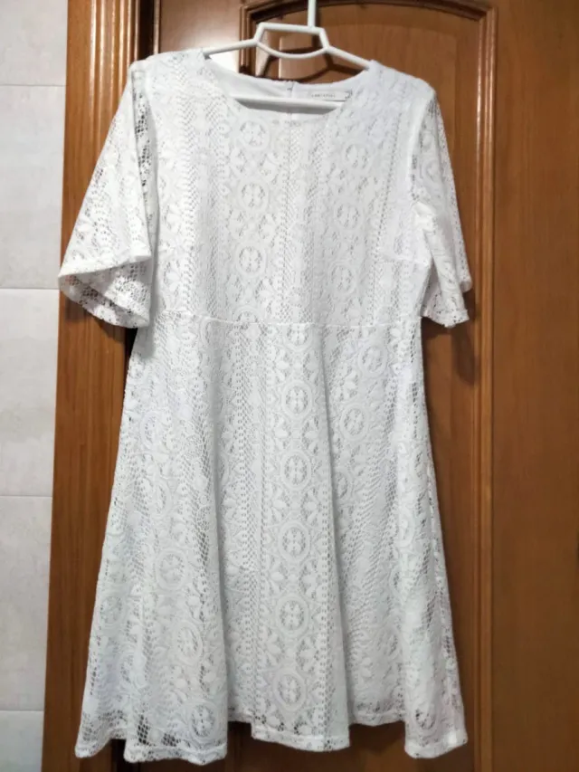 Vestido blanco Cortefiel encaje