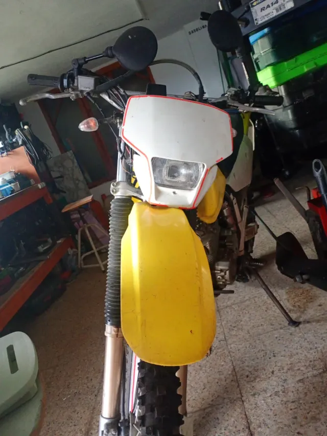 Suzuki DRZ 250cc 4 tiempos