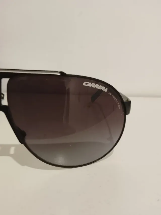 Gafas de sol Carrera originales negras y blancas