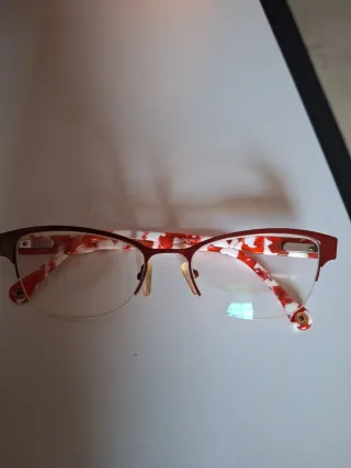 Monturas de Gafas de vista rojas y blancas