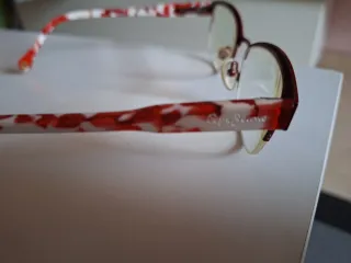 Monturas de Gafas de vista rojas y blancas