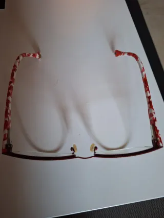 Monturas de Gafas de vista rojas y blancas