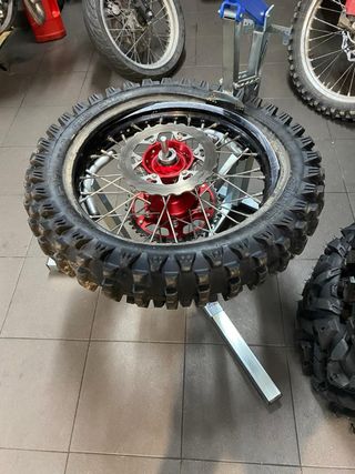 Destalonadora Neumáticos Enduro