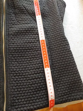 Chaleco negro mujer october,