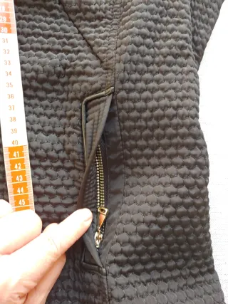 Chaleco negro mujer october,