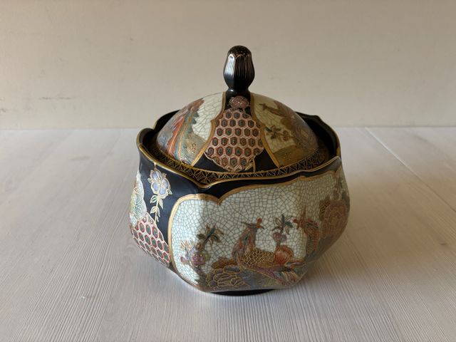 Bombonera porcelana japonesa vintage