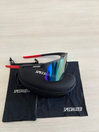 Occhiali da sole Specialized specchiati