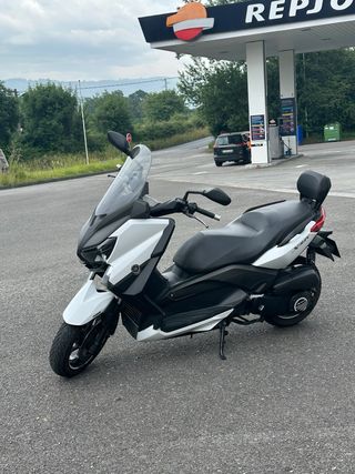 Yamaha Xmax 250cc