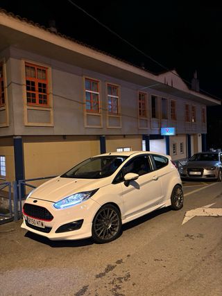 Ford Fiesta 2014