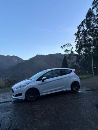 Ford Fiesta 2014