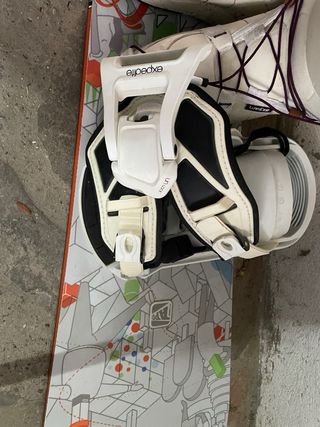 Tabla Snowboard con Fijaciones y Botas