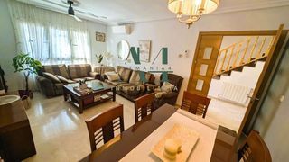 Casa adosada en venta en Mejostilla en Cáceres