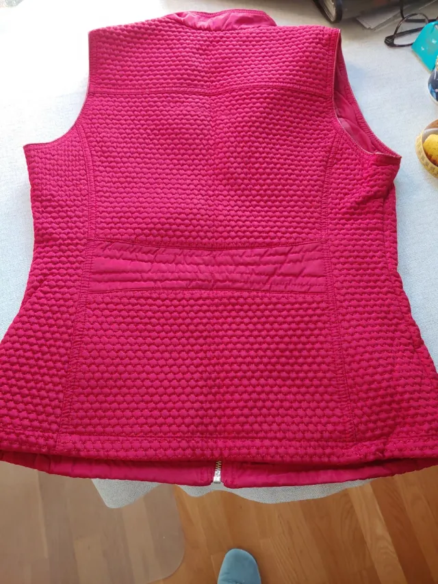 Chaleco rojo sin estrenar mujer,