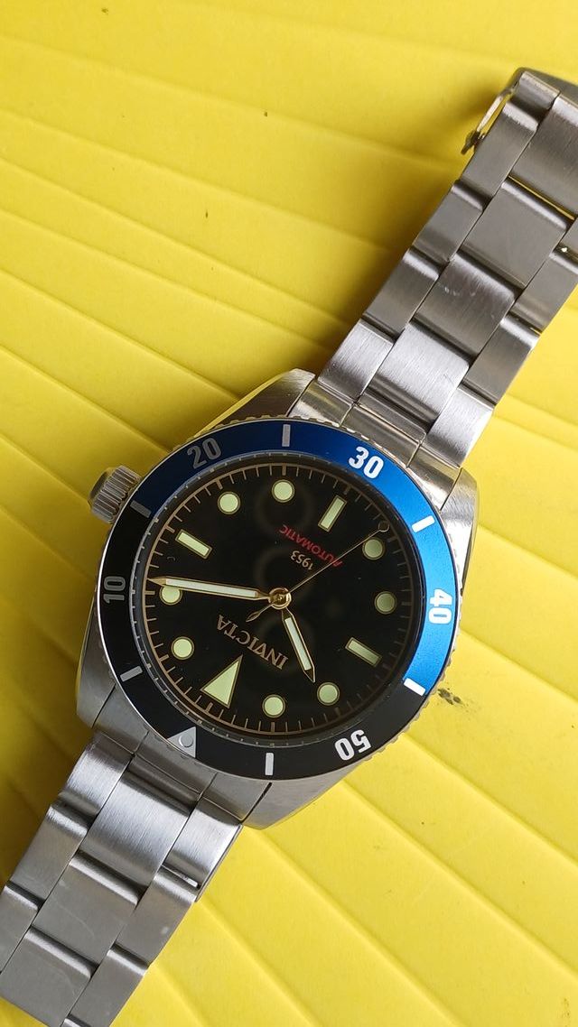 Reloj Invicta 1953 Batman Automático