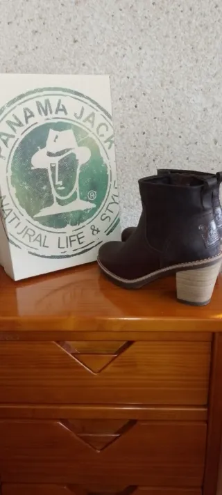 Botas Panama Jack mujer.