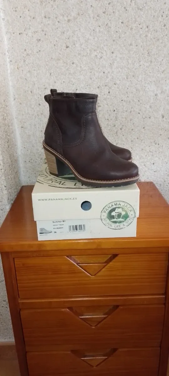 Botas Panama Jack mujer.