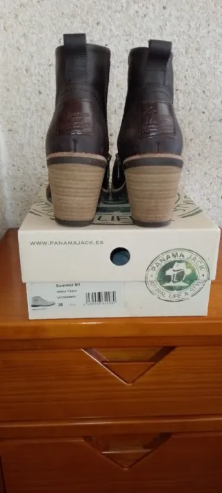 Botas Panama Jack mujer.